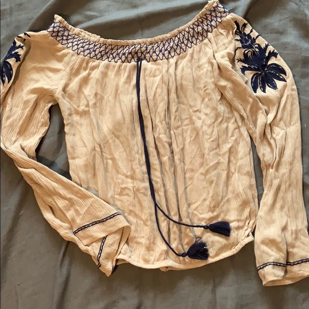 NWOT Japna Lightweight Long Sleeve